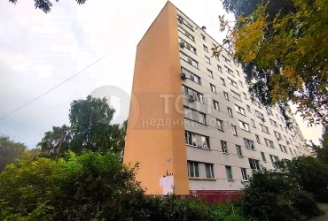 Продам 2К квартиру в Центре